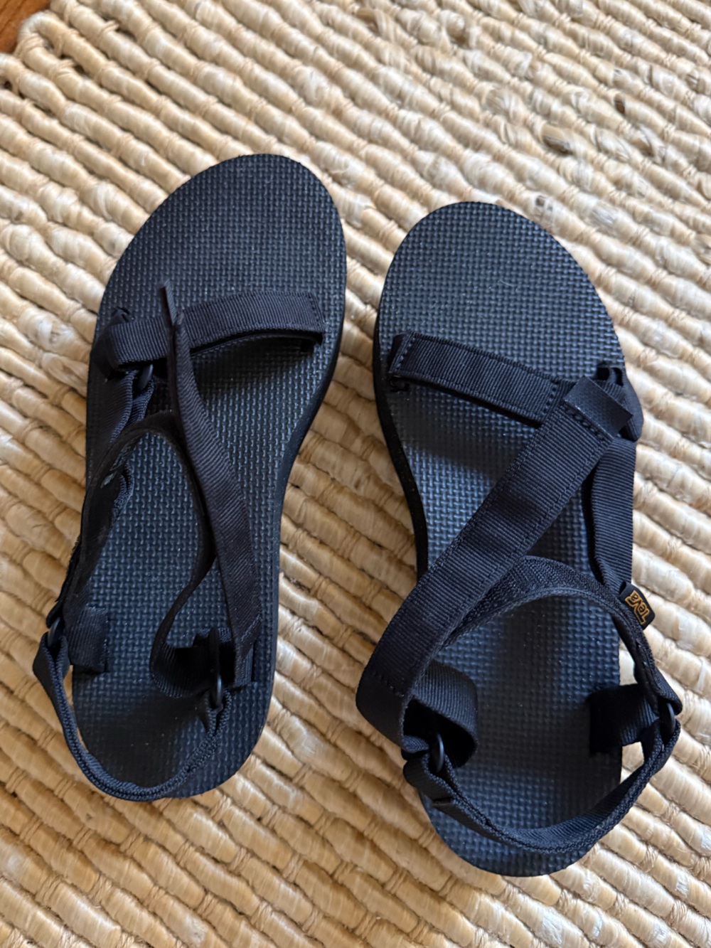 Teva Tall Sandals - 10